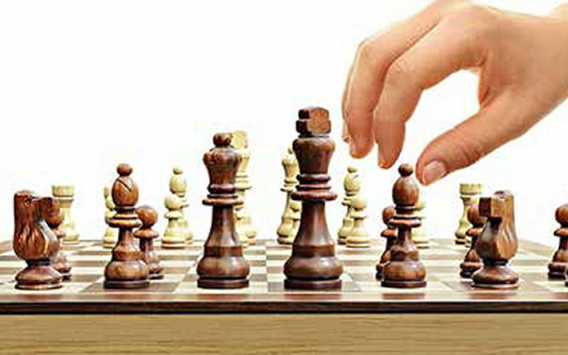 Corso Pop: Giochiamo a scacchi